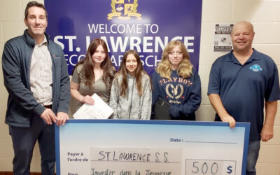 Le Club Richelieu outille la prochaine génération  (Remise d’un chèque de 500$ à St. Lawrence High School)